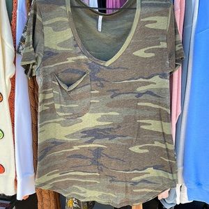 Z SUPPLY camo soft tee